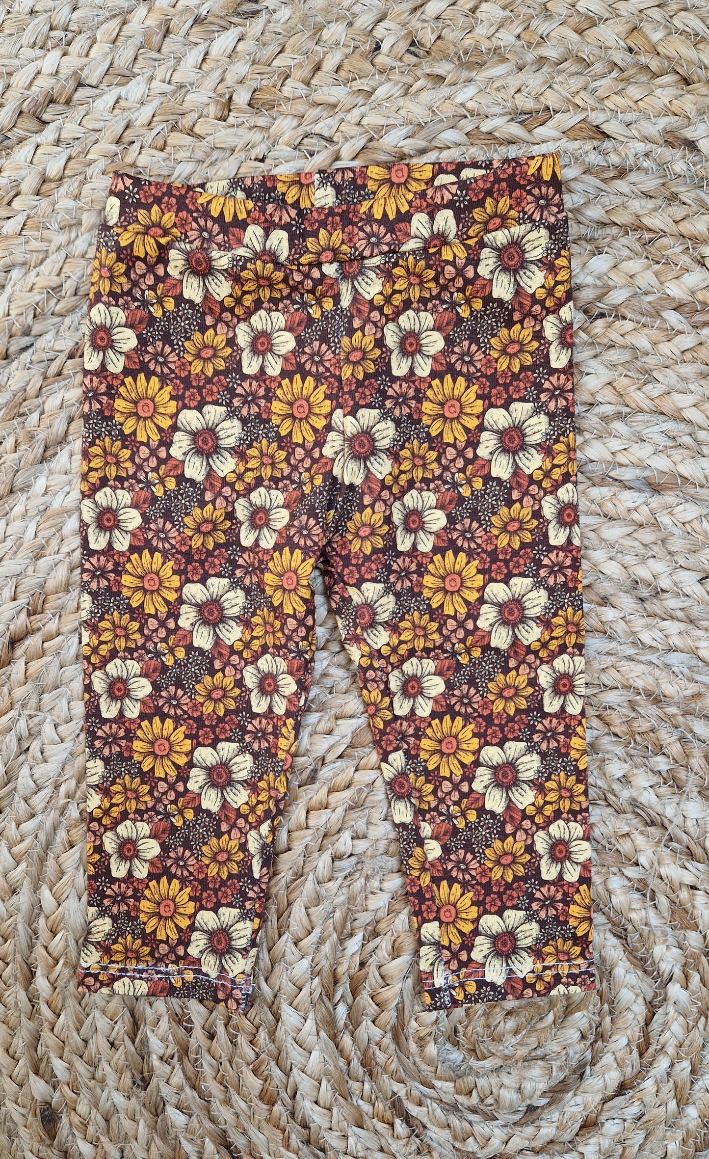 ♡ Orange and brown flowers