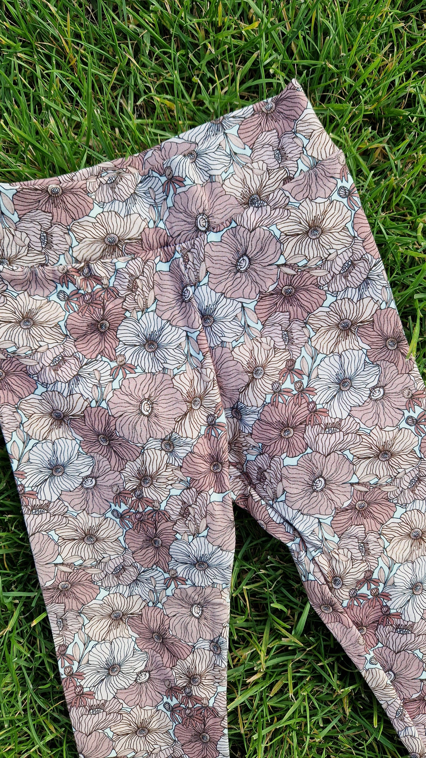 ♡ Nude bloemen en bloesem