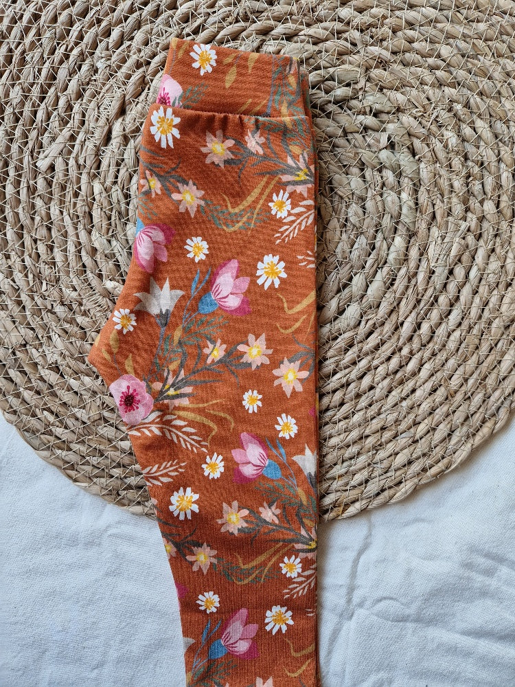 ♡ Brown Flowers