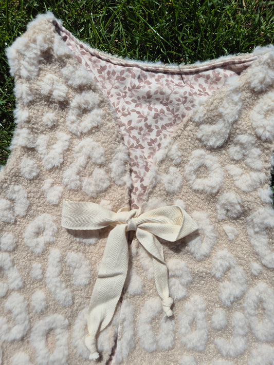 ♤ Creme teddy met strikje