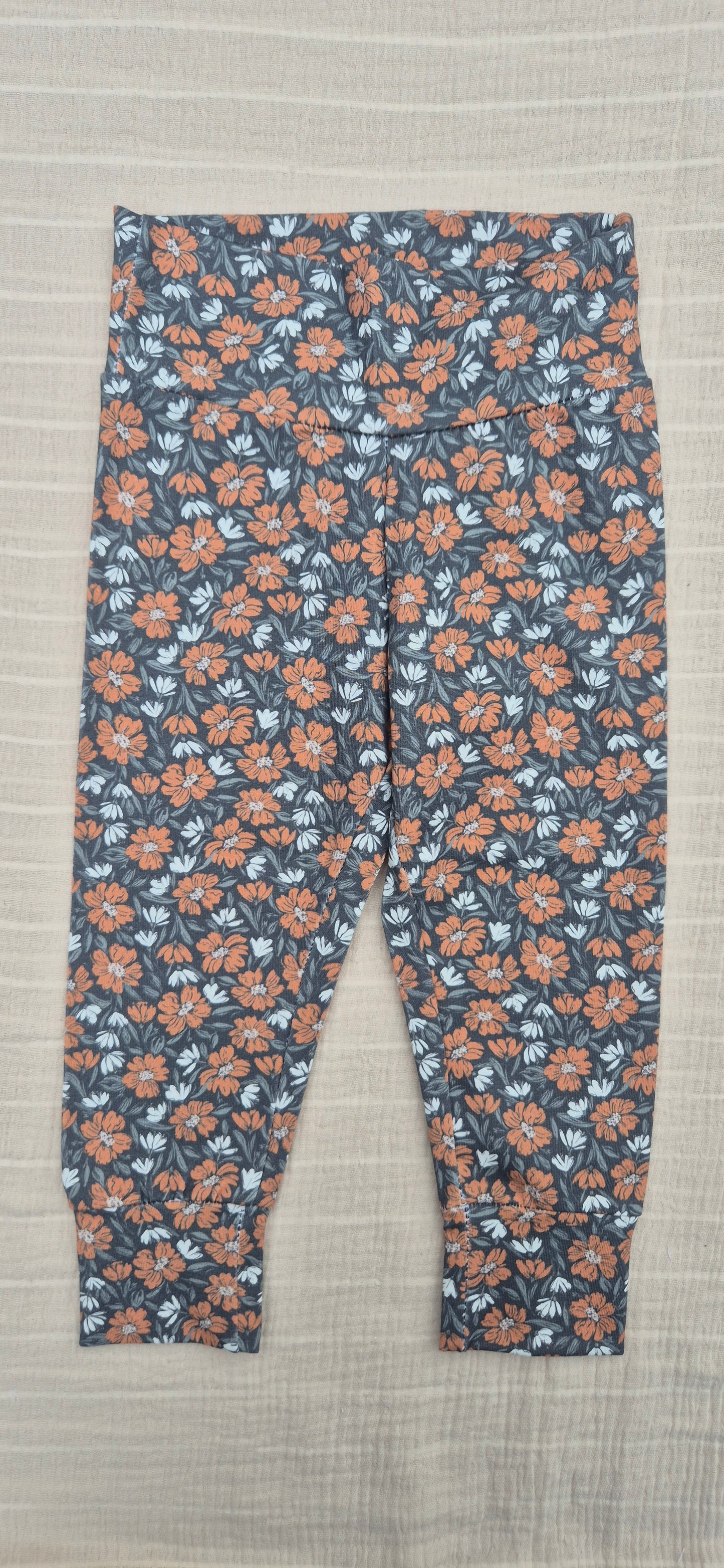 ■ Veld met bloemen - babybroekje