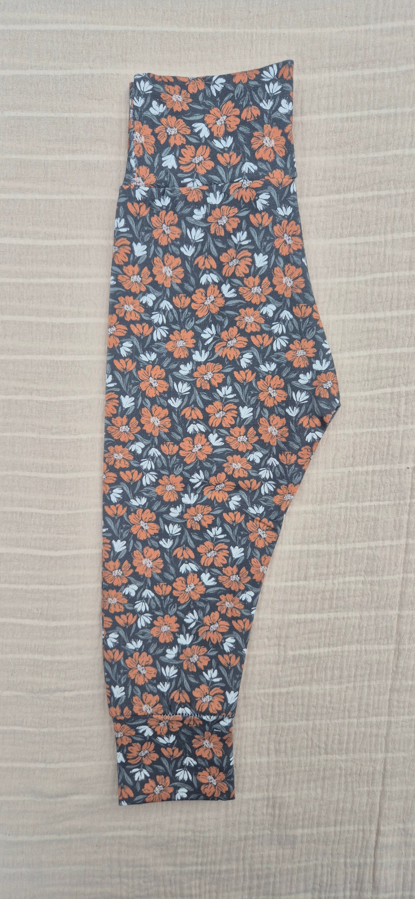 ■ Veld met bloemen - babybroekje