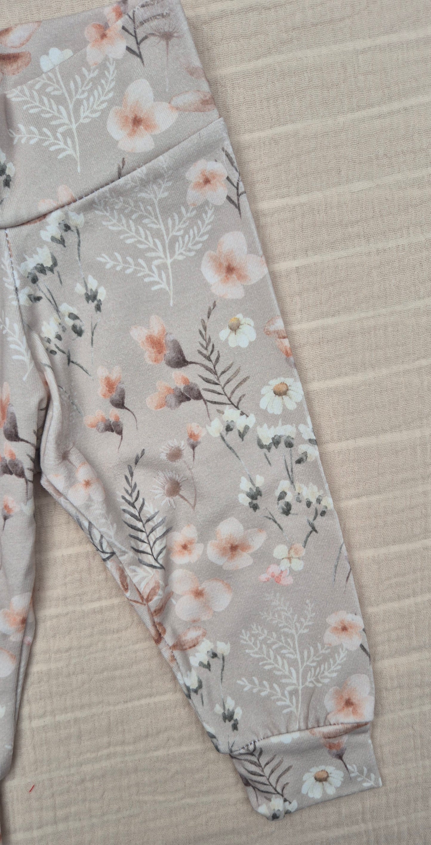 ■ Bloemenveld Magie | Babybroekje