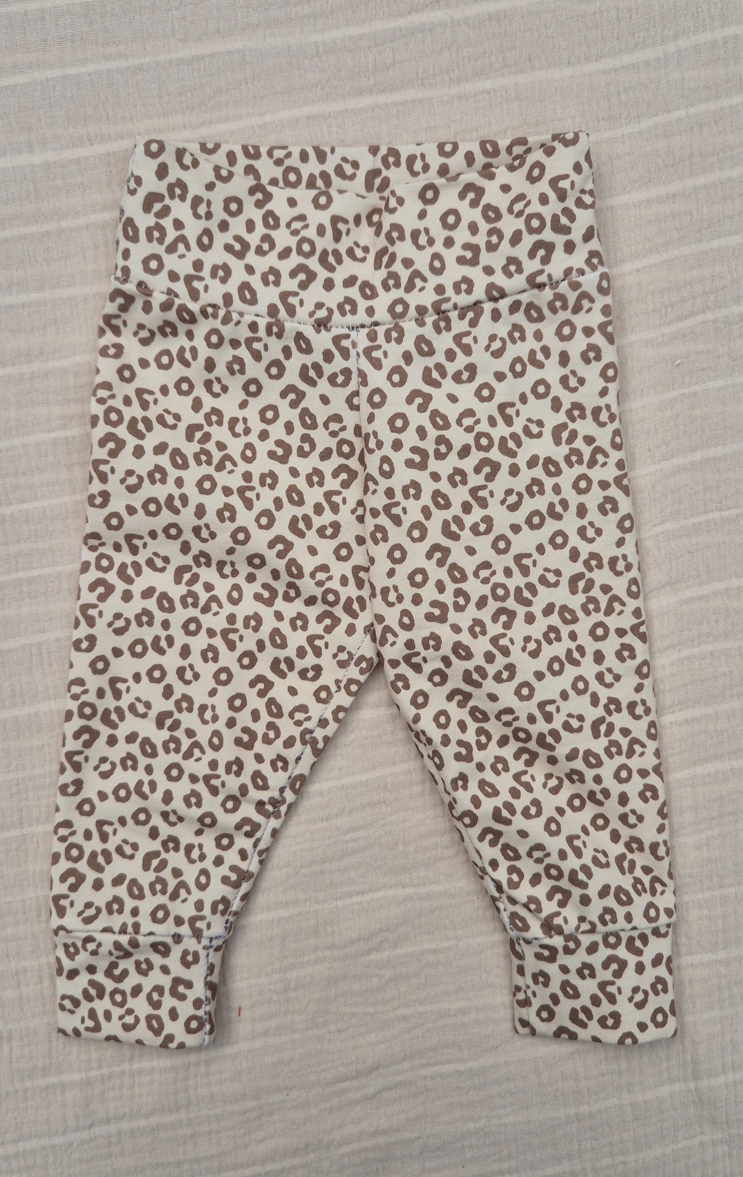 ■ Babybroekje Panterprint